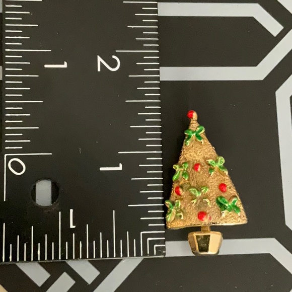 Tiny Vintage Christmas Tree Pin - Picture 3 of 3